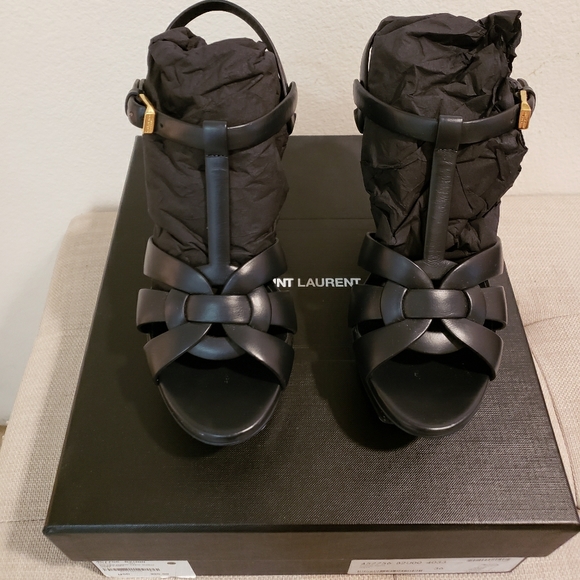 Tribute Leather Plataform Sandals - Picture 1 of 3